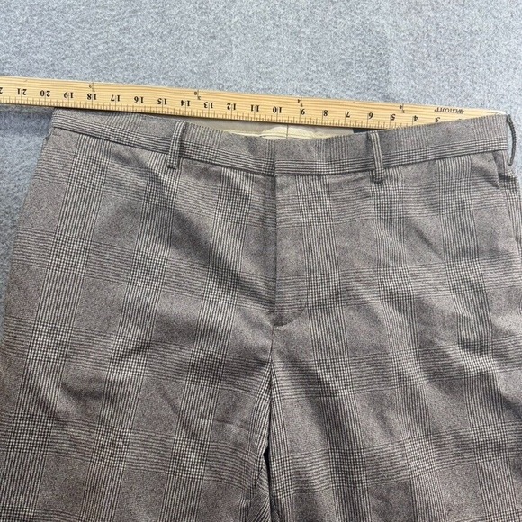 Banana‎ Republic Men Wool Dress Pants 38x31 Tapered Fit Gray Plaid Flannel Italy - Picture 3 of 11